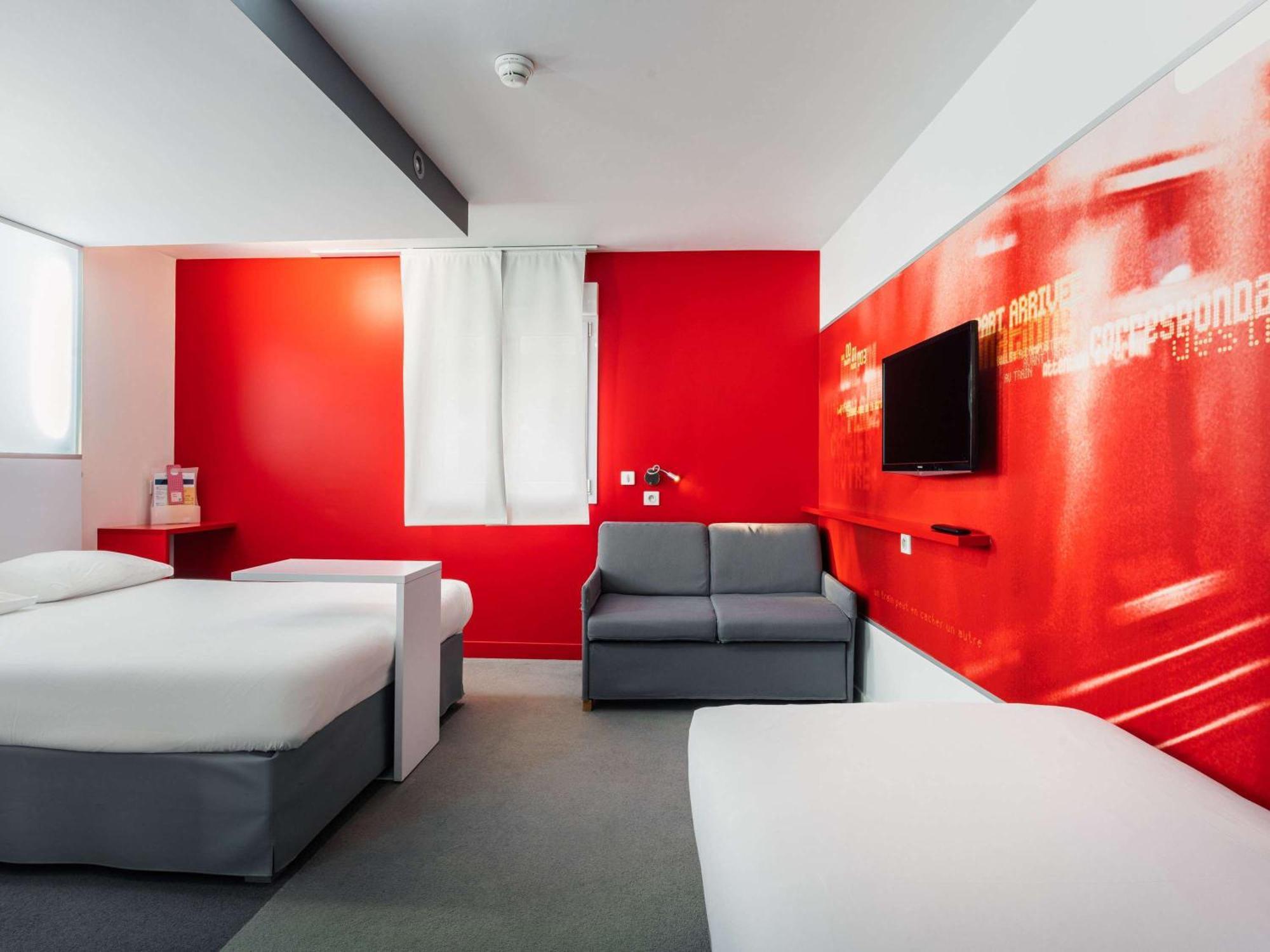 Ibis Styles Vannes Gare Centre Exterior photo