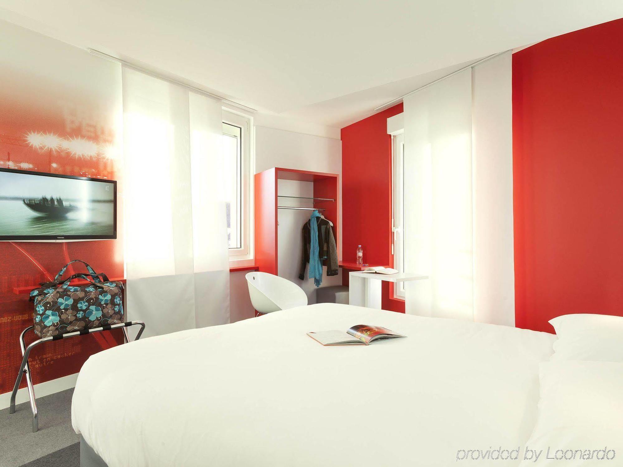Ibis Styles Vannes Gare Centre Exterior photo